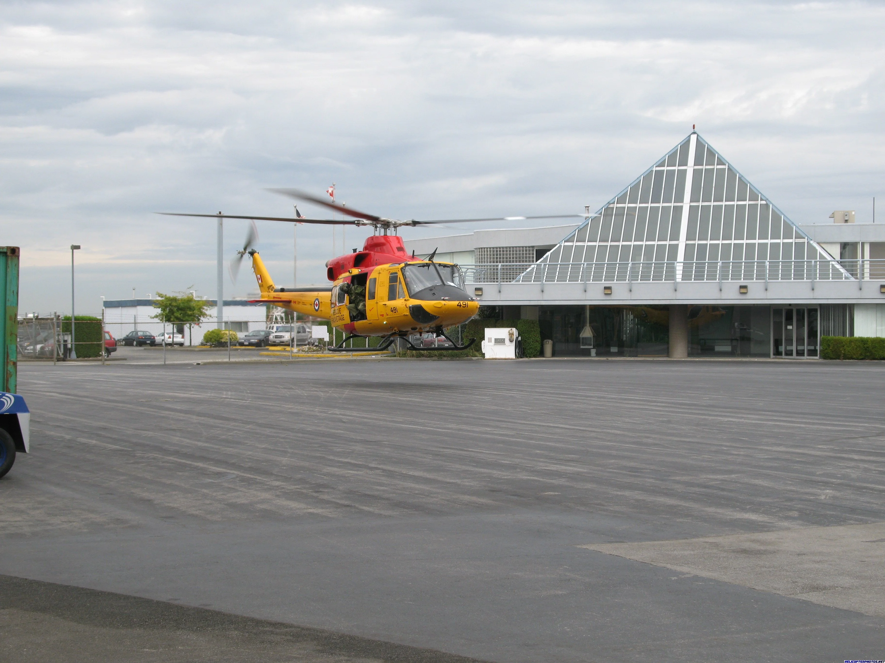 Bell 412 (28).webp